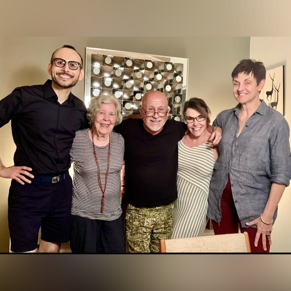 Men's dark navy blue Dress Shirt. Dark mother of pearl buttons. BURBERRY London. - Picture 13 of 17